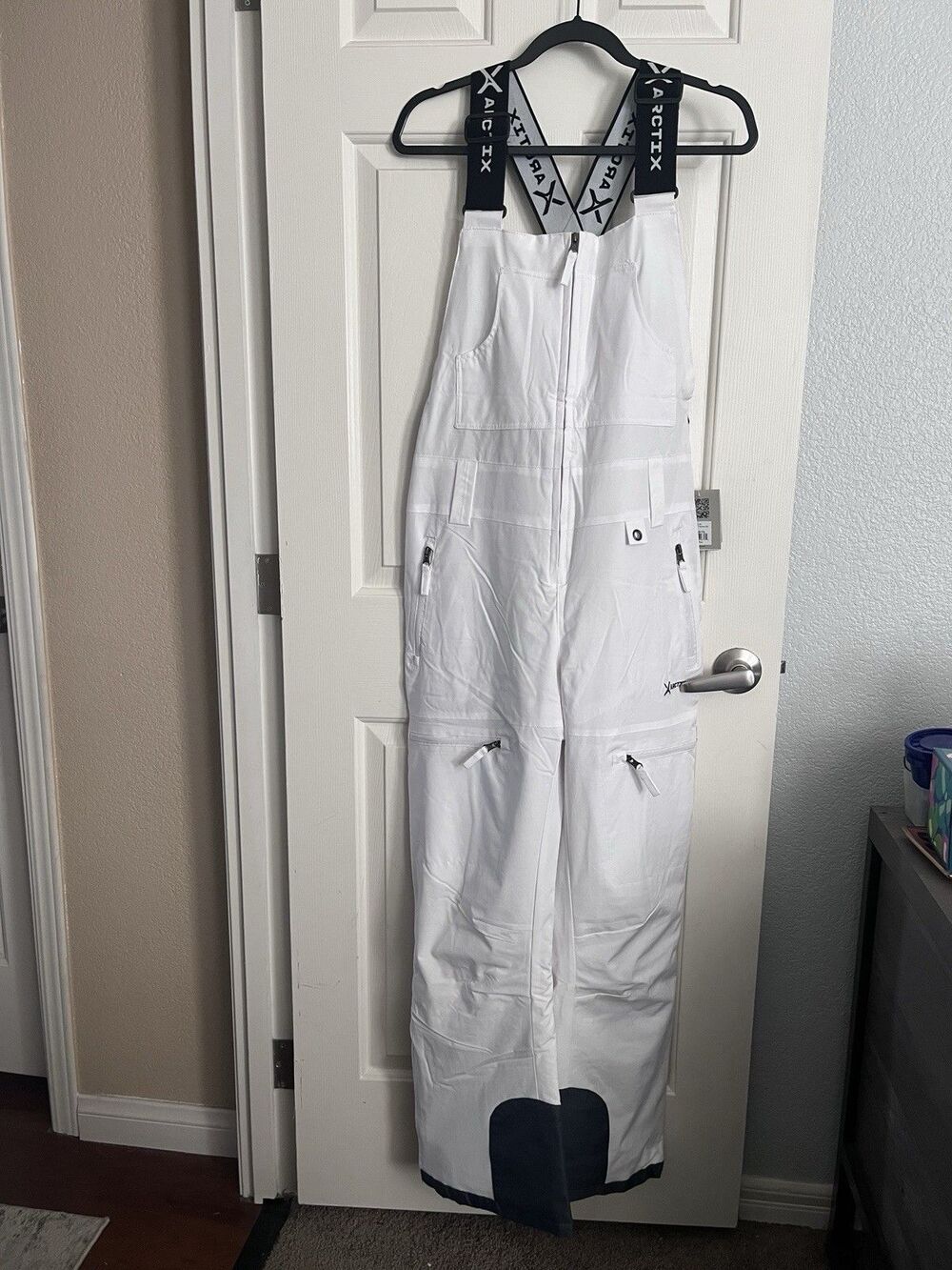 NEW ARCTIX Women’s Traverse Snow Bib Pants White M 31L